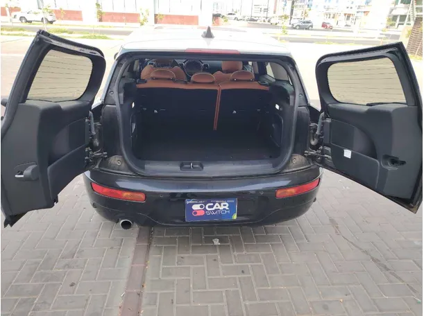 Car image 23