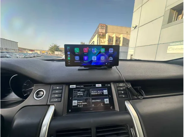 Car image 24