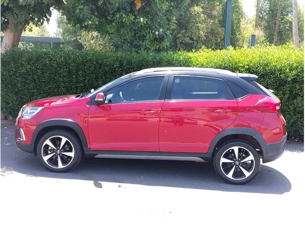 Car image 8