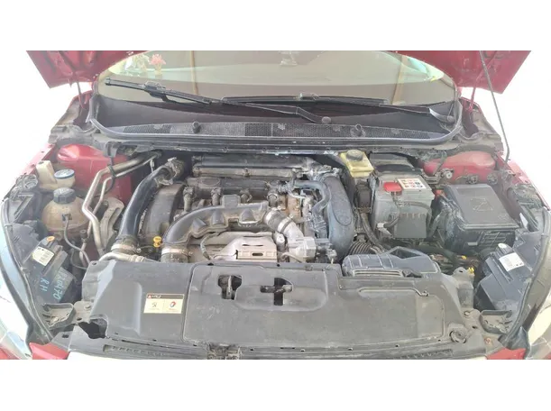 Car image 19