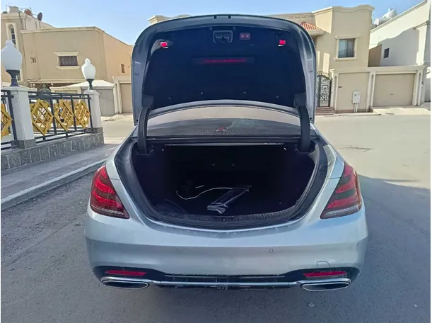 Car image 29