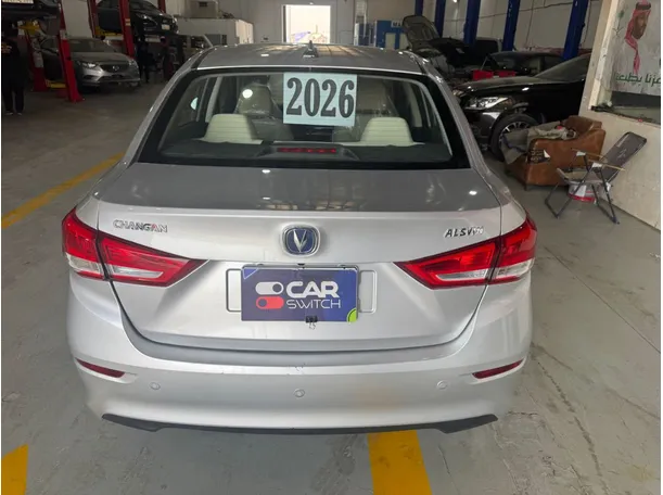 Car image 6