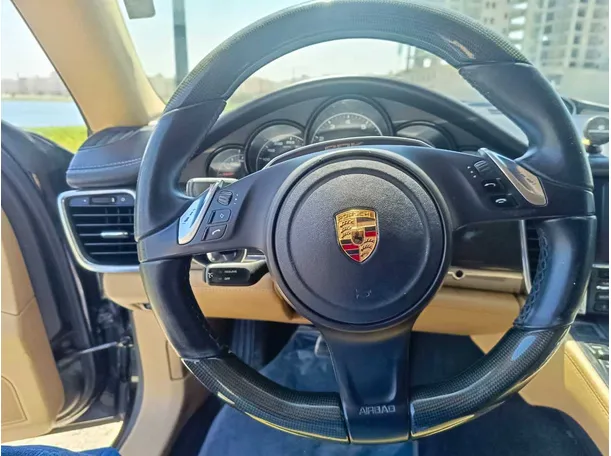 Car image 29