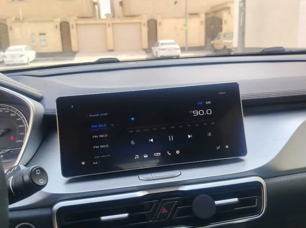 Car image 18