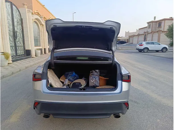 Car image 31