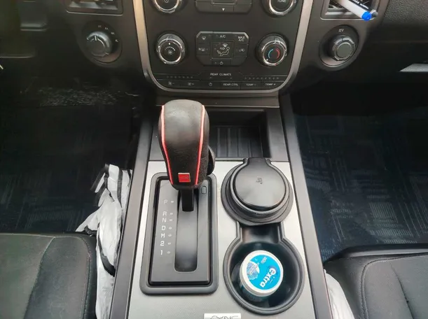 Car image 22