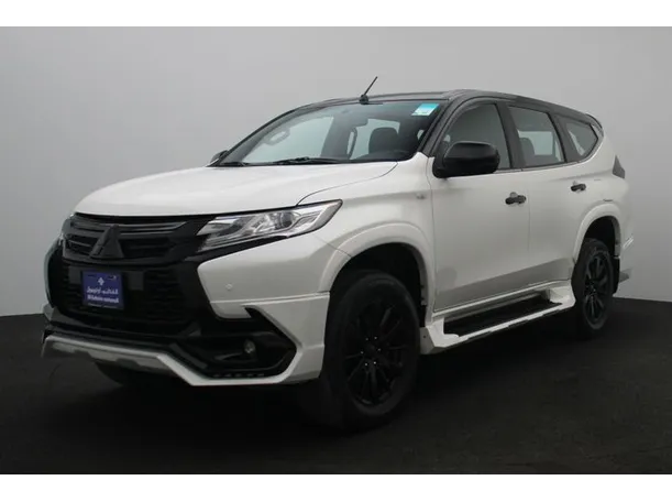 2019 ميتسوبيشي مونتيرو سبورت في دبي