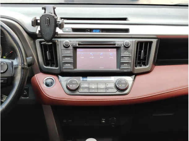 Car image 21