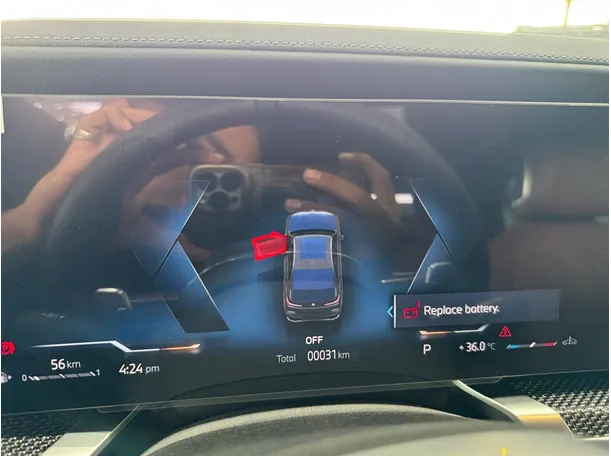 Car image 25