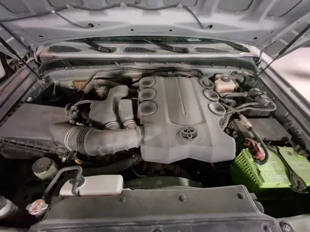Car image 18