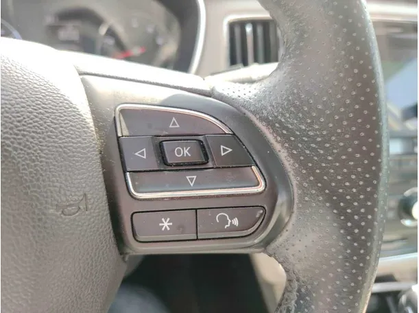 Car image 41