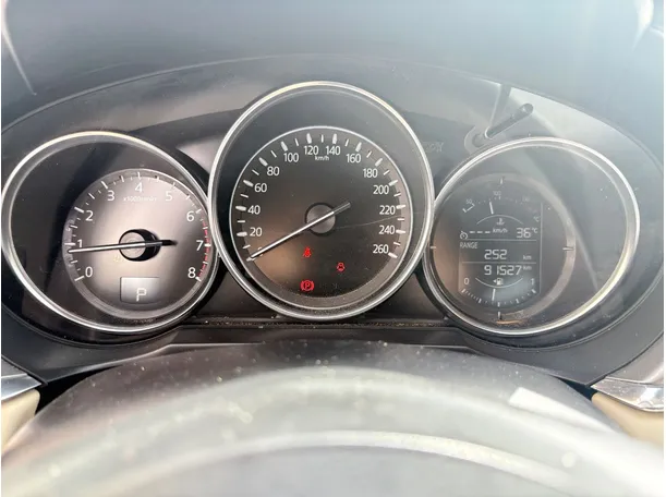Car image 23