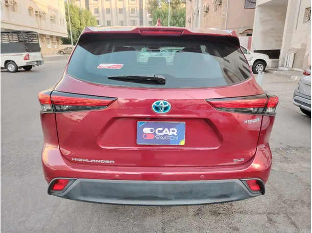 Car image 6
