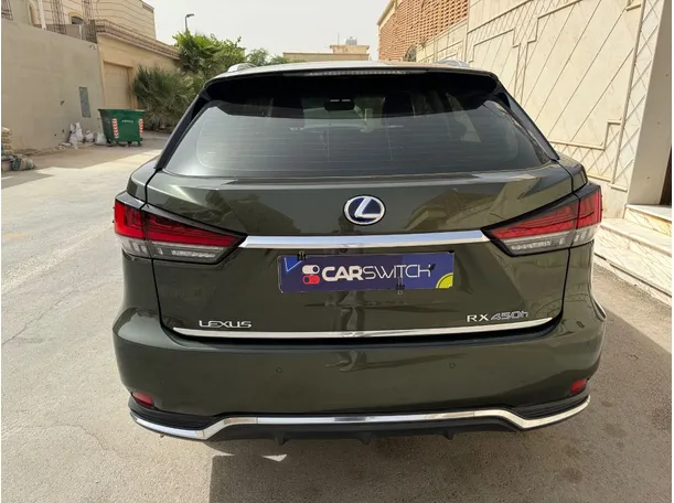 Car image 5