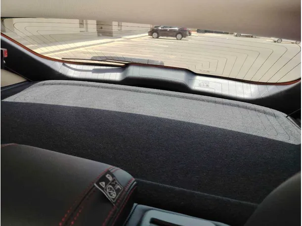 Car image 37