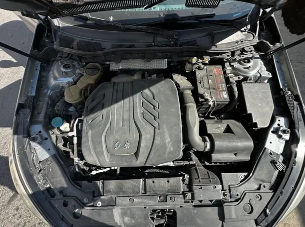 Car image 25