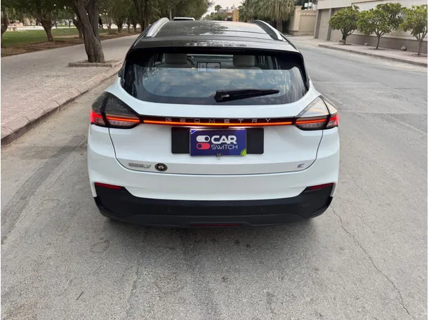 Car image 6