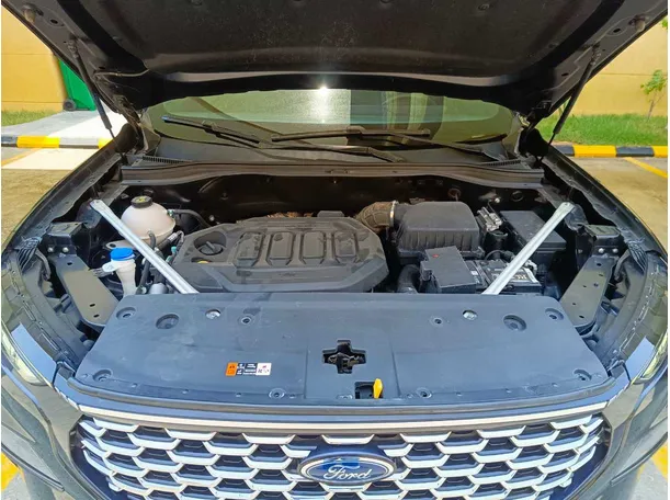 Car image 35