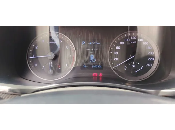 Car image 20