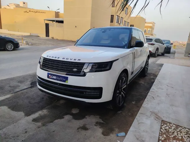 2023 Range Rover SE in Riyadh
