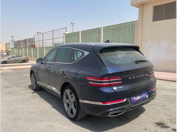 Car image 7