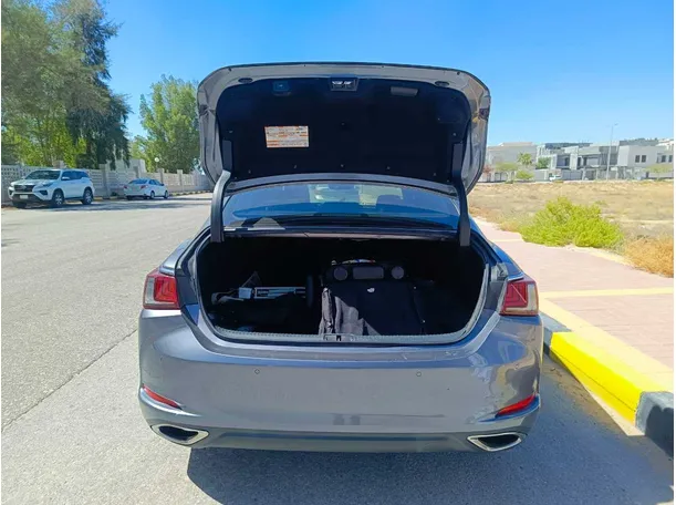 Car image 31