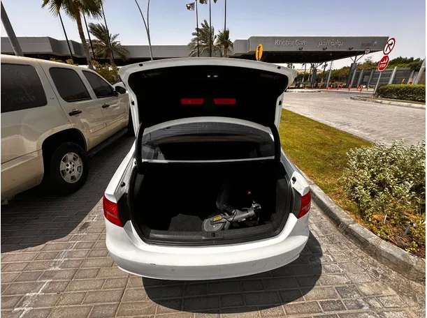Car image 22