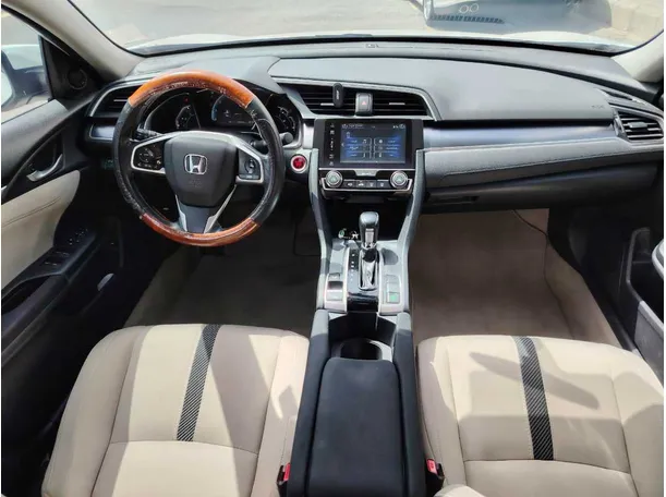 Car image 21