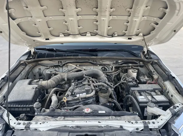 Car image 24