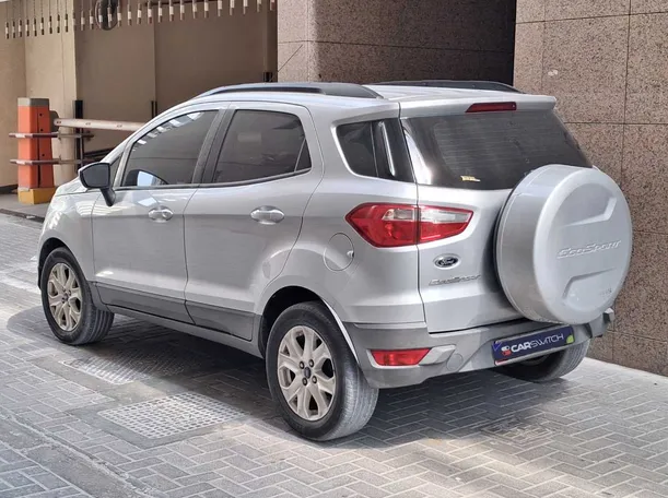 Car image 7