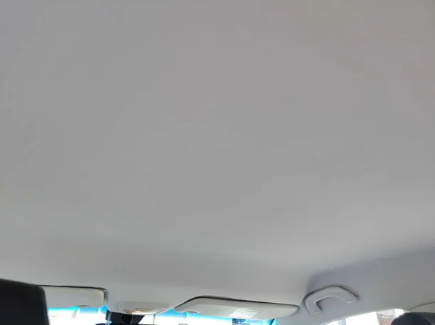 Car image 27