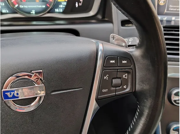 Car image 29