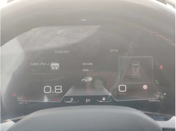 Car image 24