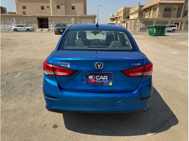 Car image 6