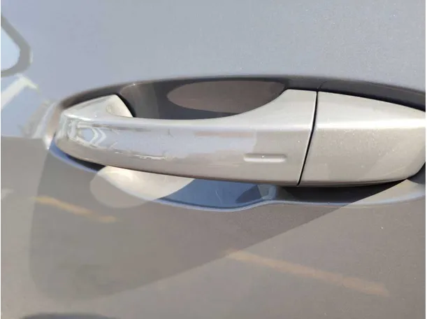 Car image 33