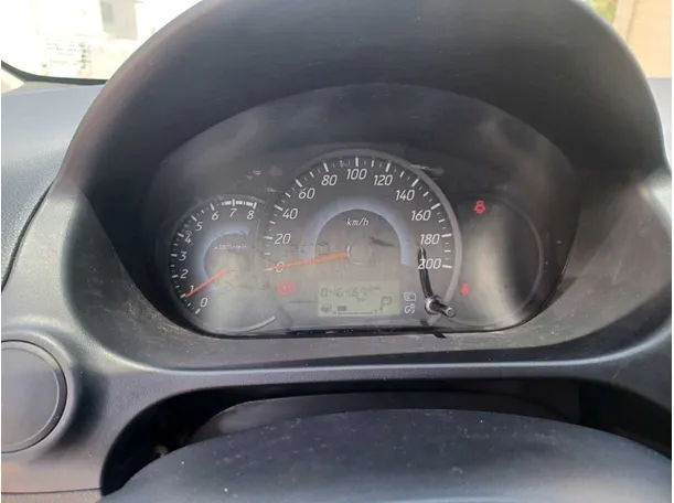 Car image 18