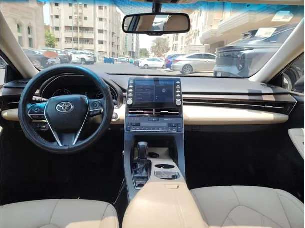 Car image 21