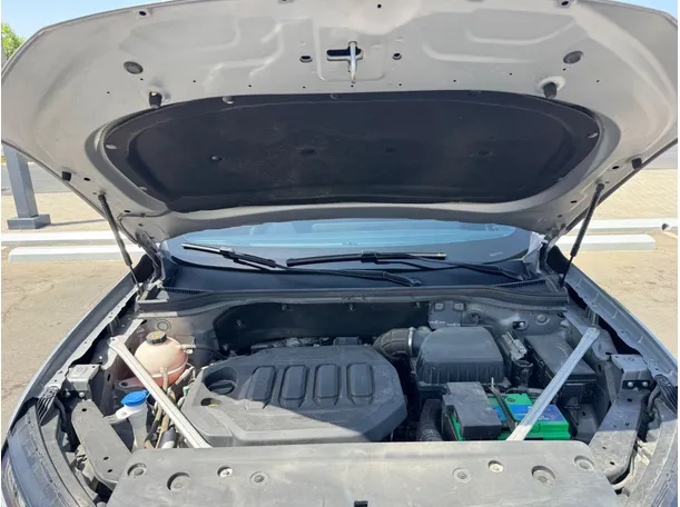 Car image 35