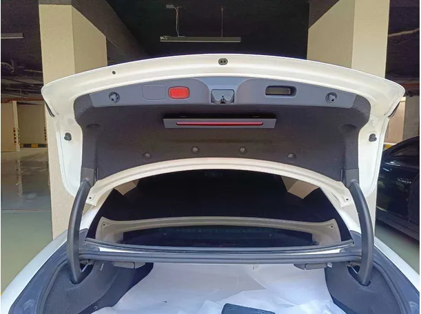 Car image 31