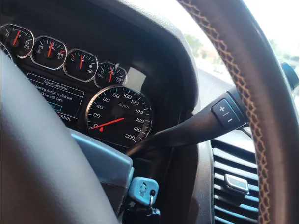 Car image 30