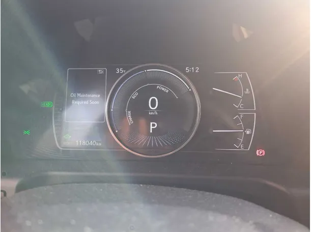 Car image 18