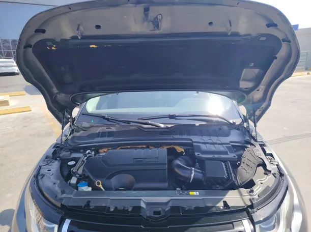 Car image 32