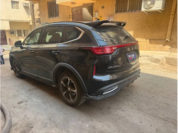 Car image 7