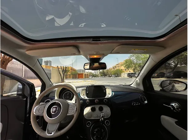 Car image 13
