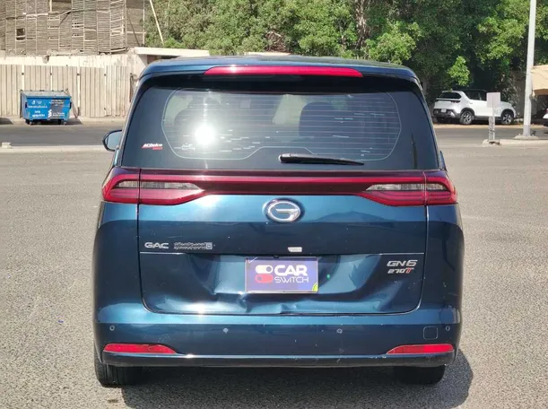 Car image 6