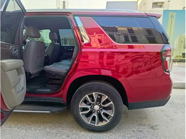 Car image 17