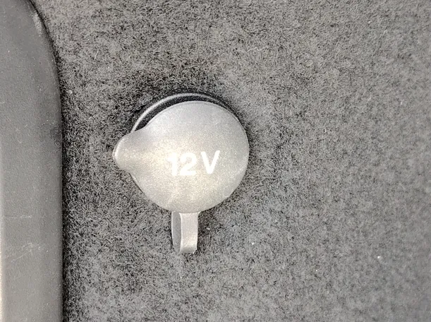 Car image 30