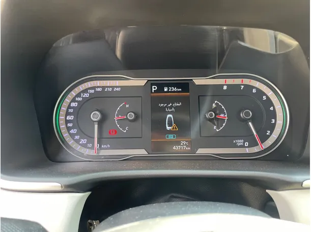 Car image 20