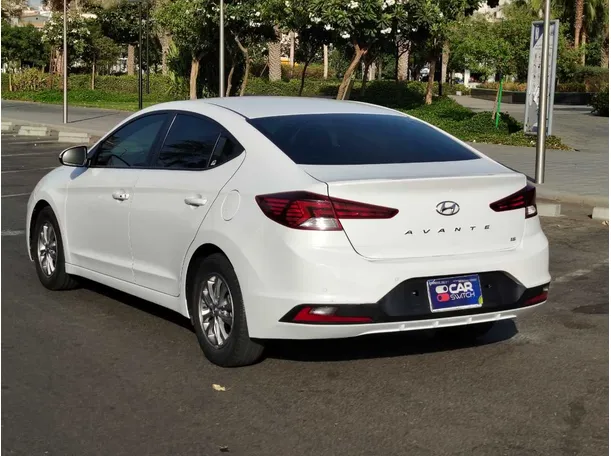 Car image 7