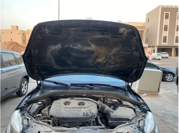 Car image 23
